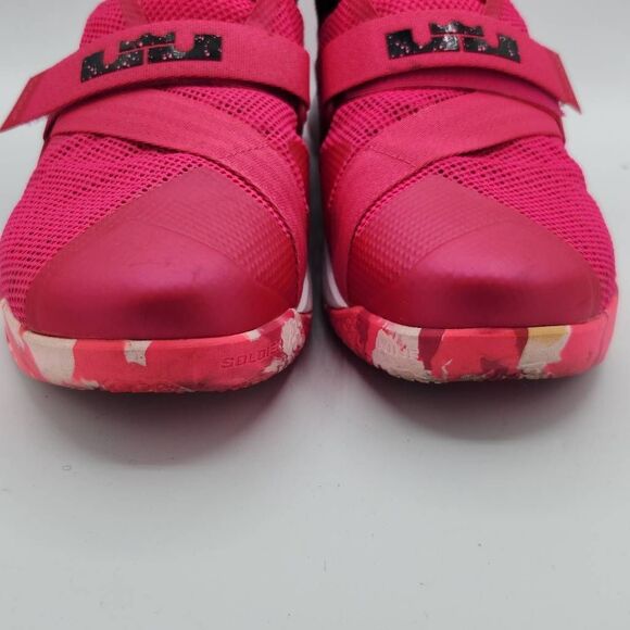 Nike LeBron Soldier 9 - Size 10 - Think Pink Breast Cancer Awareness Month - Picture 3 of 8